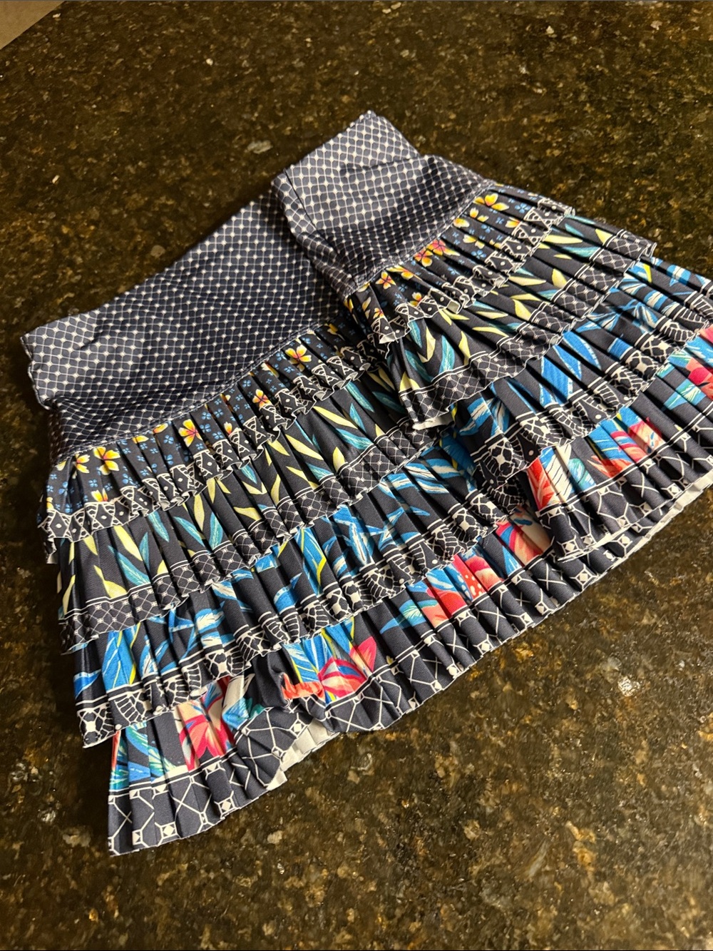 Tennis Lucky in Love Navy L Multicolor Tiered Pleated Mini Skort